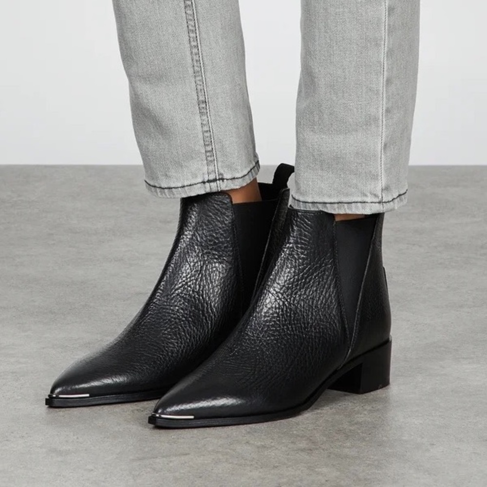 NEW ACNE WOMENS BOOTIES